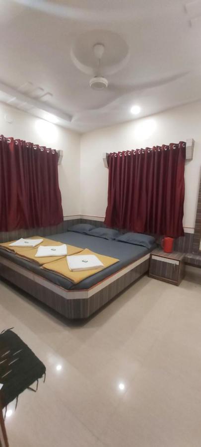 Sai Raghunandan Guest House เชอร์ดี ภายนอก รูปภาพ
